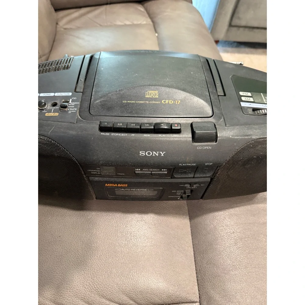 Sony CFD-17 CD Radio Cassette-Corder Mega Bass Auto Reverse Boombox Black tested